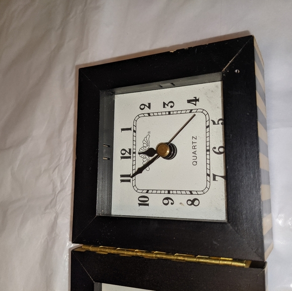 Quartz Clock Photo Block - Picture 9 of 12